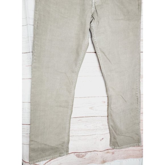 Levi Strauss & Co. Regular Fit 505 34x32 Quality Straight Leg Jeans - Picture 9 of 12